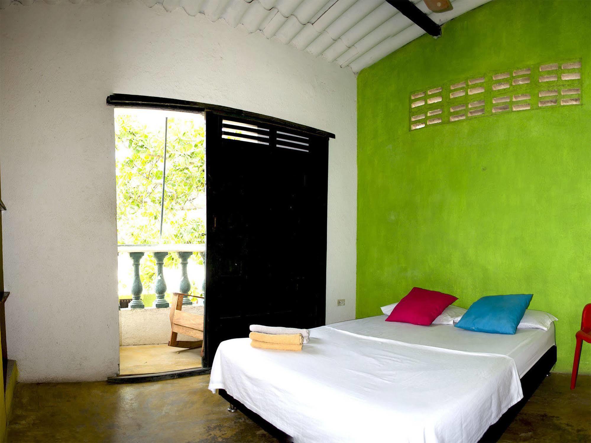 Hostel Villa Mary Taganga Exterior photo